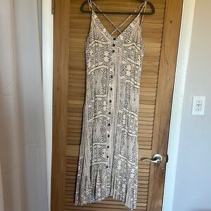 Carly Jean Los Angeles dress